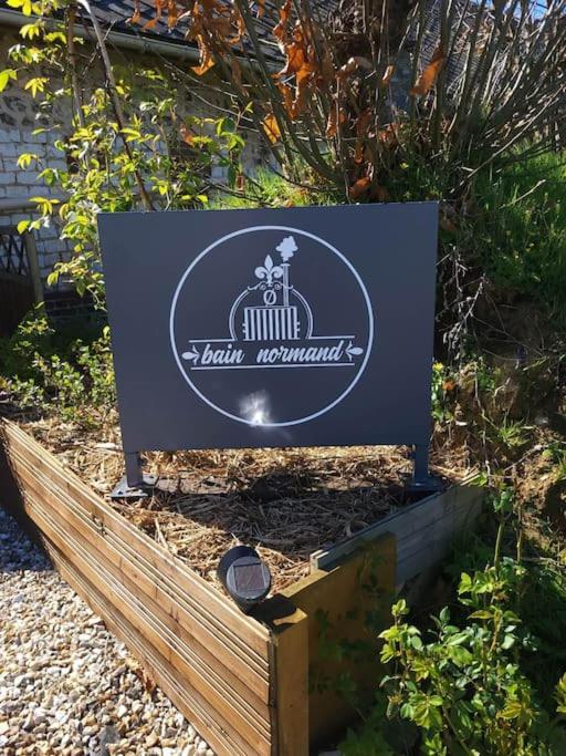 Au Bain Normand : Bain Nordique Et Detente. Goderville Esterno foto